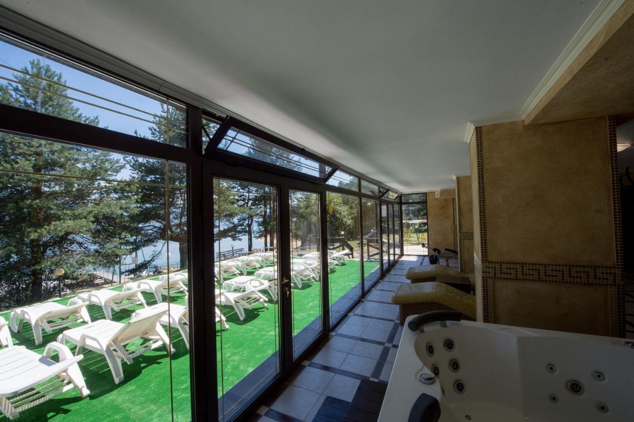 Family Hotel Hebar Batak Kültér fotó