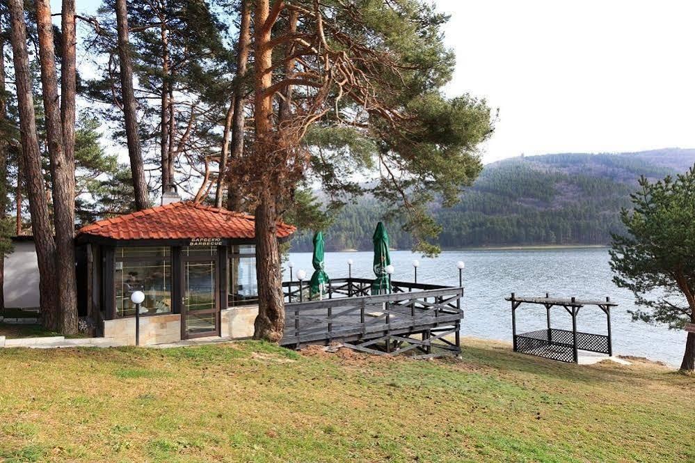 Family Hotel Hebar Batak Kültér fotó