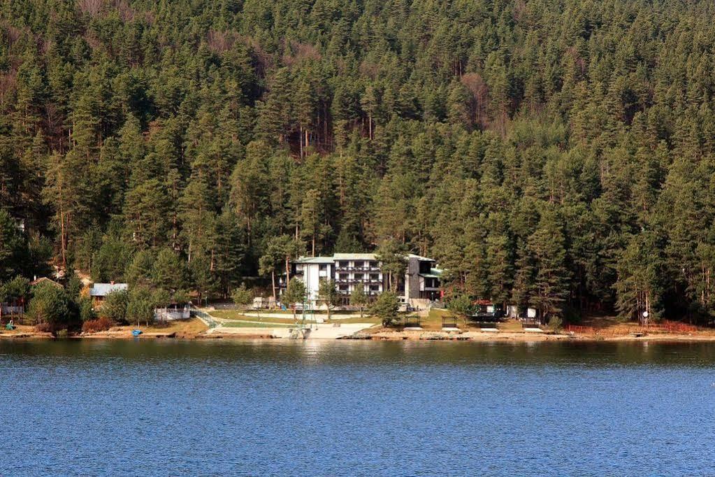 Family Hotel Hebar Batak Kültér fotó