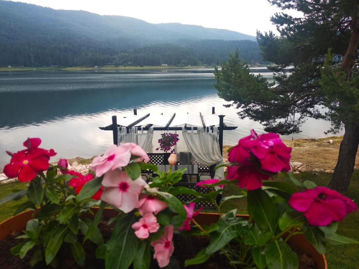 Family Hotel Hebar Batak Kültér fotó
